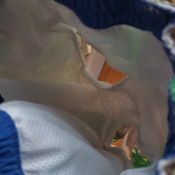 Baby Gap swim trunks 18-24m 🌞 - Picture 4 of 4